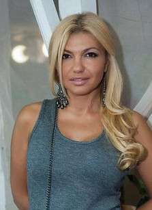N.8397
Viktoria
53 anni
164 cm
Odessa