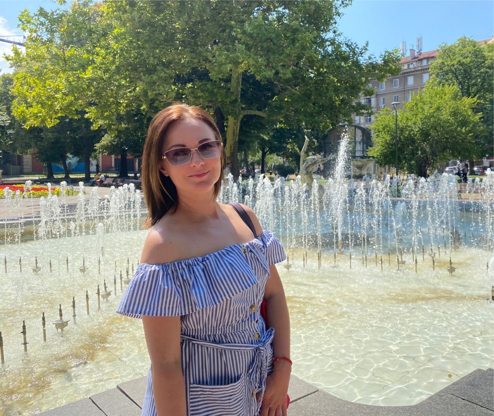 N.8437
Yulia
39 anni
159 cm
Dnepropetrovsk