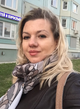 N.8448
Elena
45 anni
168 cm
Moscow