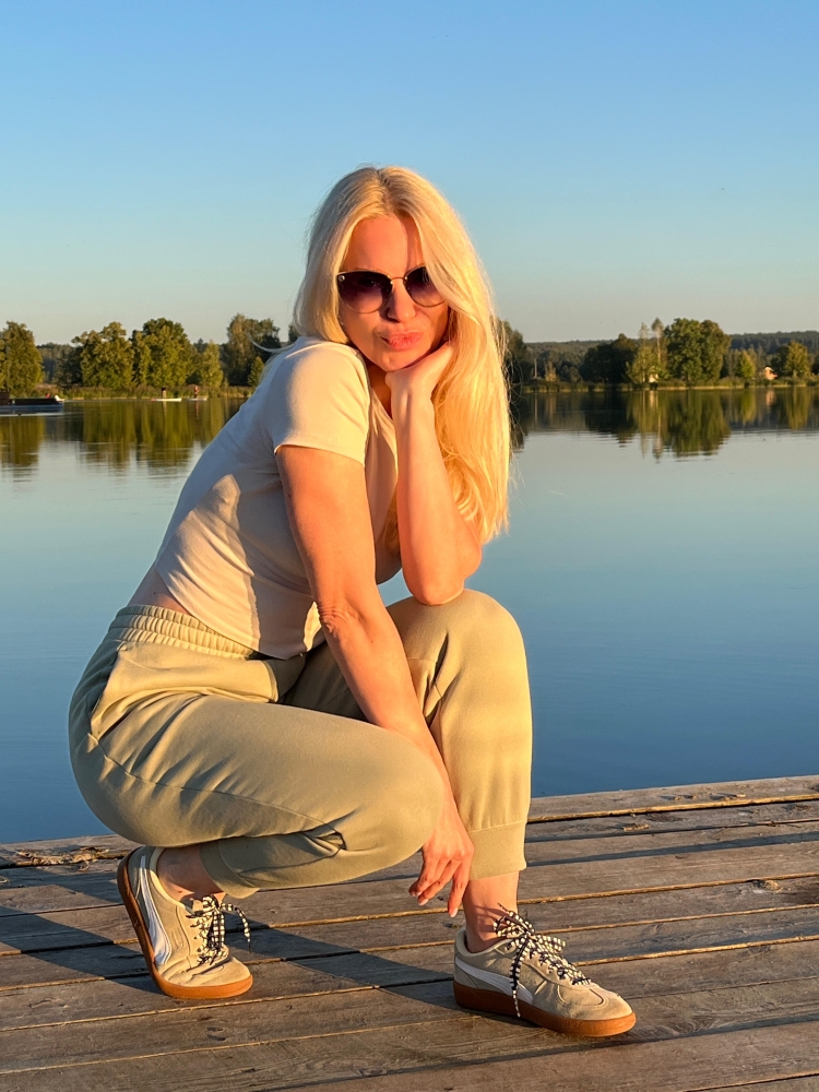 N.8501
Natalia
48 anni
170 cm
Nizhniy Novgorod