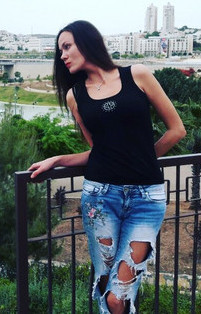 N.8522
Natalia
38 anni
171 cm
Irkutsk