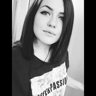 N.8609
Anna
30 anni
168 cm
Minsk