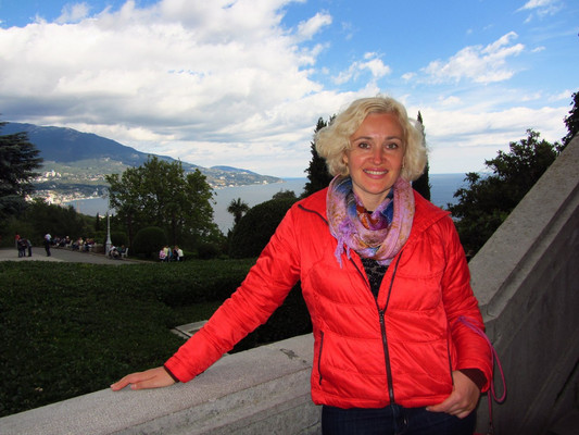 N.8646
Tatiana
50 anni
174 cm
Kremenchug