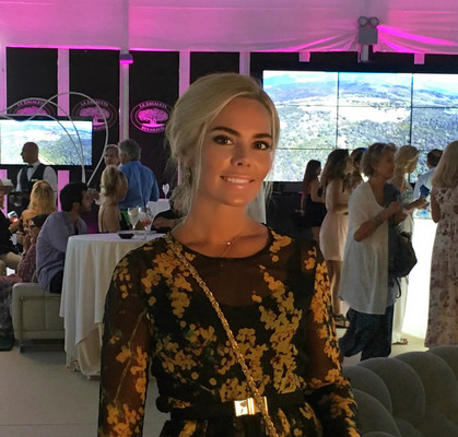 N.8914
Mira
37 anni
172 cm
Malaga