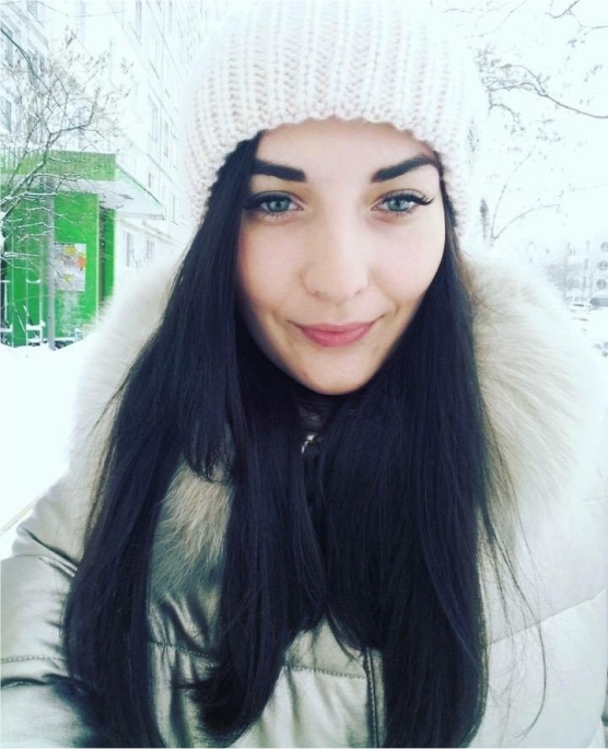 N.8983
Angelika
30 anni
170 cm
Kiev