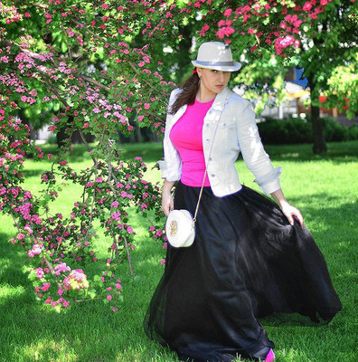 N.9002
Lucia
47 anni
174 cm
Dnepropetrovsk