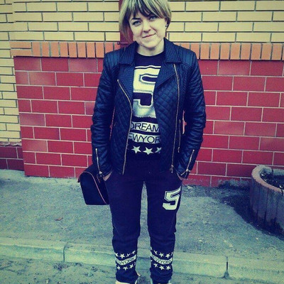 N.9008
Tatiana
35 anni
158 cm
Kiev