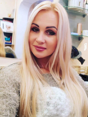N.9026
Kati
43 anni
167 cm
Kemerovo
