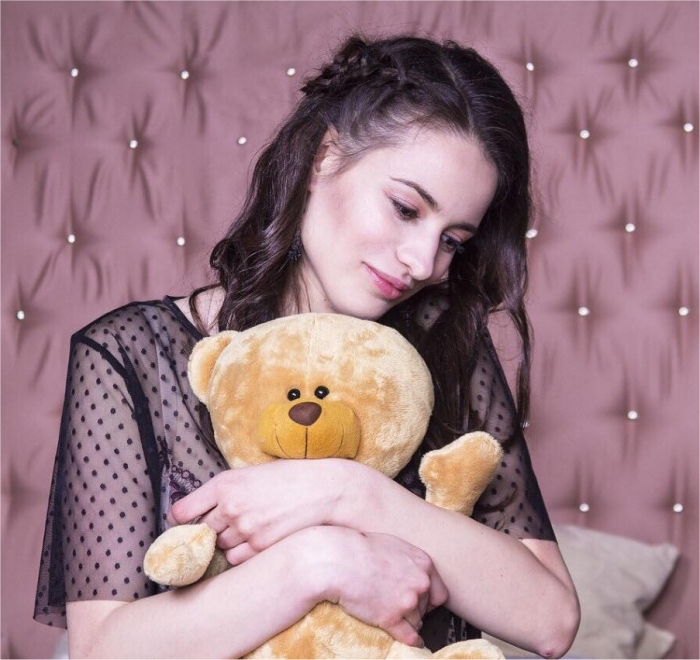 N.9067
Tonya
32 anni
168 cm
Zaporozhye