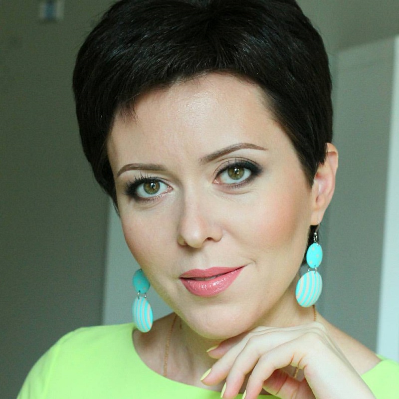 N.9070
Svetlana
43 anni
172 cm
Gomel