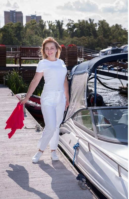 N.9082
Lyudmila
51 anni
162 cm
Kiev