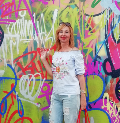 N.9137
Irina
57 anni
175 cm
Minsk