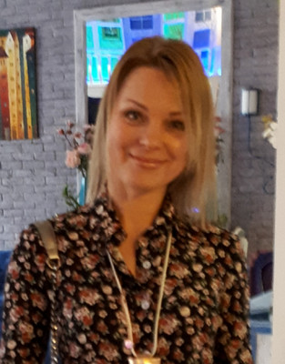 N.9164
Lolita
49 anni
163 cm
Obninsk
