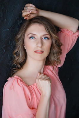 N.9222
Yulia
47 anni
175 cm
Barnaul