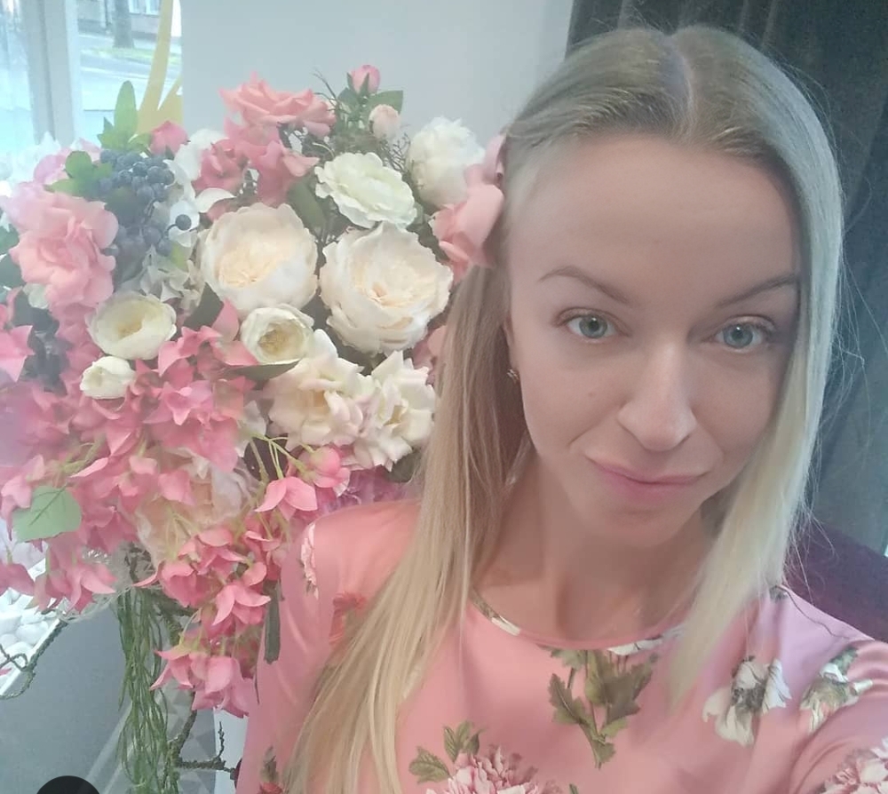 N.9237
Anna
36 anni
179 cm
Brest