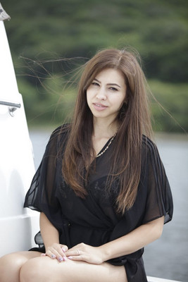 N.9247
Daria
36 anni
166 cm
Artem