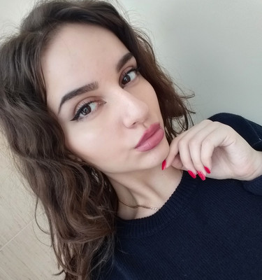 N.9279
Nikol
24 anni
160 cm
Moscow