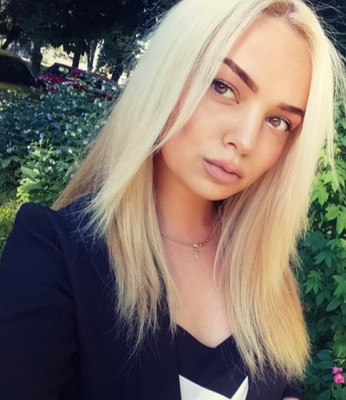 N.9295
Asya
31 anni
170 cm
Saint Petersburg