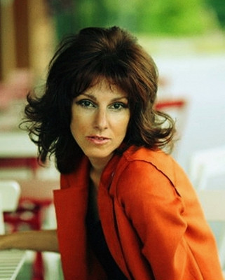 N.9315
Cathy
50 anni
175 cm
Moscow