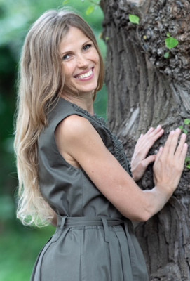 N.9320
Natalia
54 anni
176 cm
Moscow