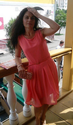 N.9379
Maya
50 anni
160 cm
Abakan