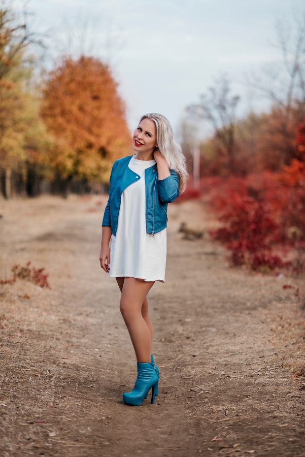 N.9381
Svetlana
46 anni
168 cm
Kharkov