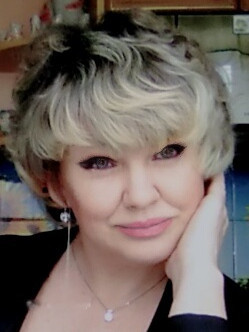 N.9393
Yulia
55 anni
173 cm
Saratov