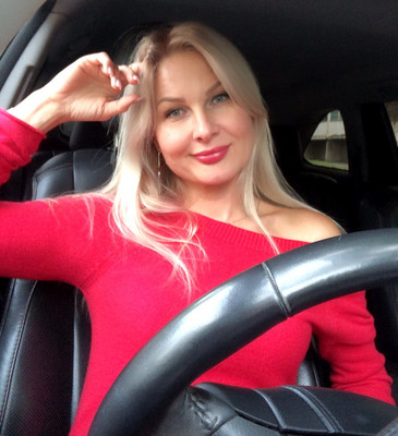 N.9406
Svetlana
50 anni
167 cm
Saransk