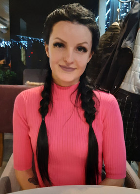N.9448
Polina
29 anni
167 cm
Zaporozhye