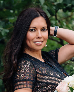N.9502
Elena
53 anni
160 cm
Moscow