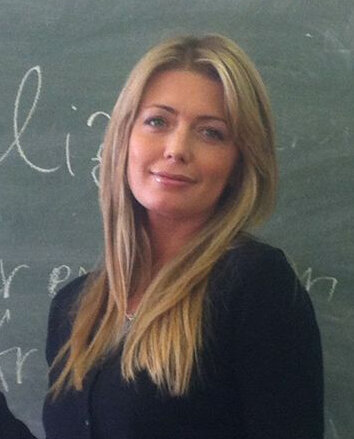 N.9555
Olga
48 anni
170 cm
Rostov na Donu