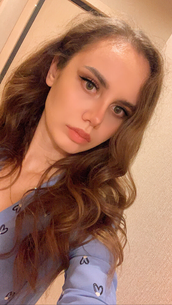 N.9597
Yana
30 anni
175 cm
Moscow