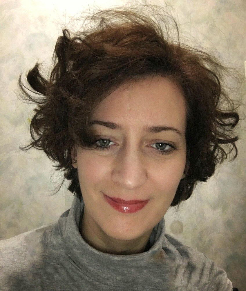 N.9607
Elena
45 anni
164 cm
Moscow
