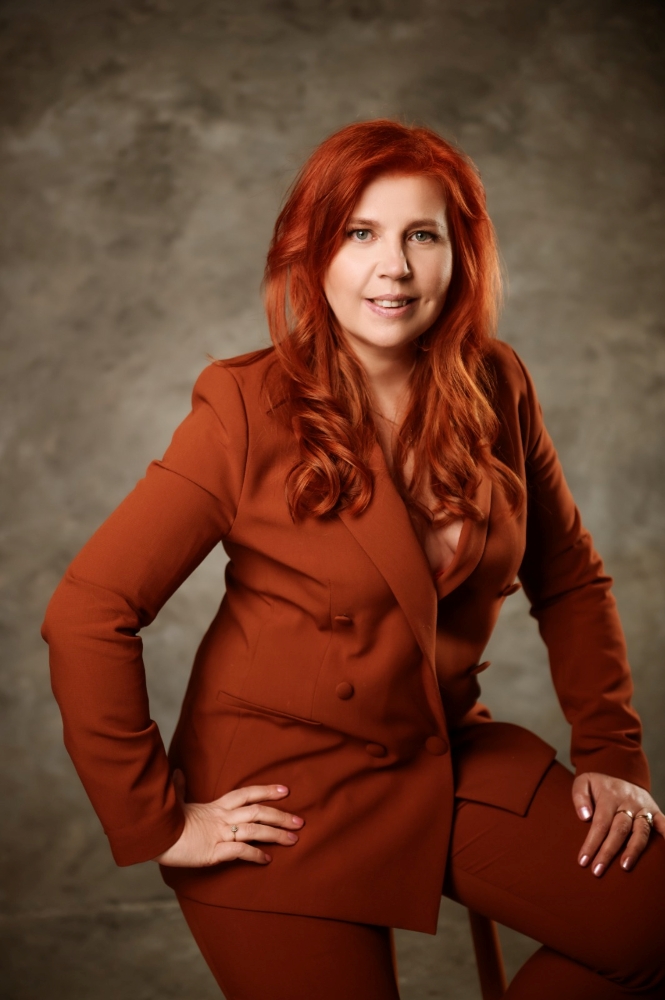 N.9727
Ksenia
55 anni
170 cm
Warsaw